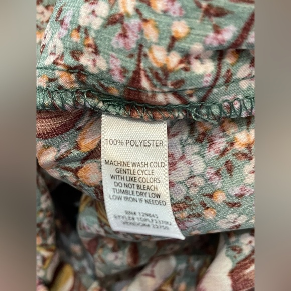 WILLOW & ROOT Floral Off The Shoulder‎ Top NWT XS - Picture 9 of 9